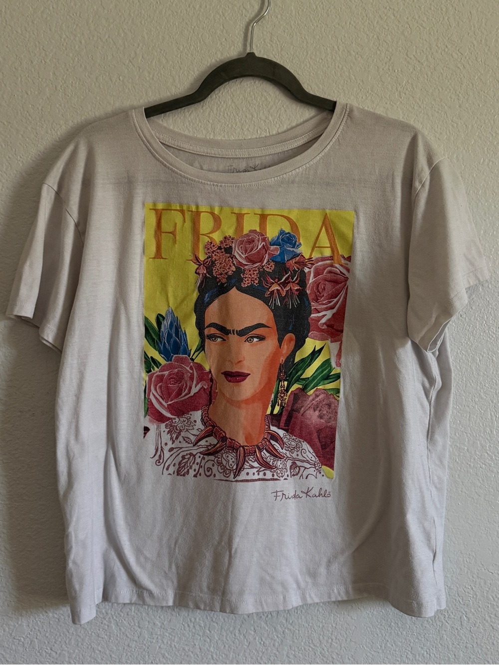 Frida Kahlo graphic tee with floral crown and roses